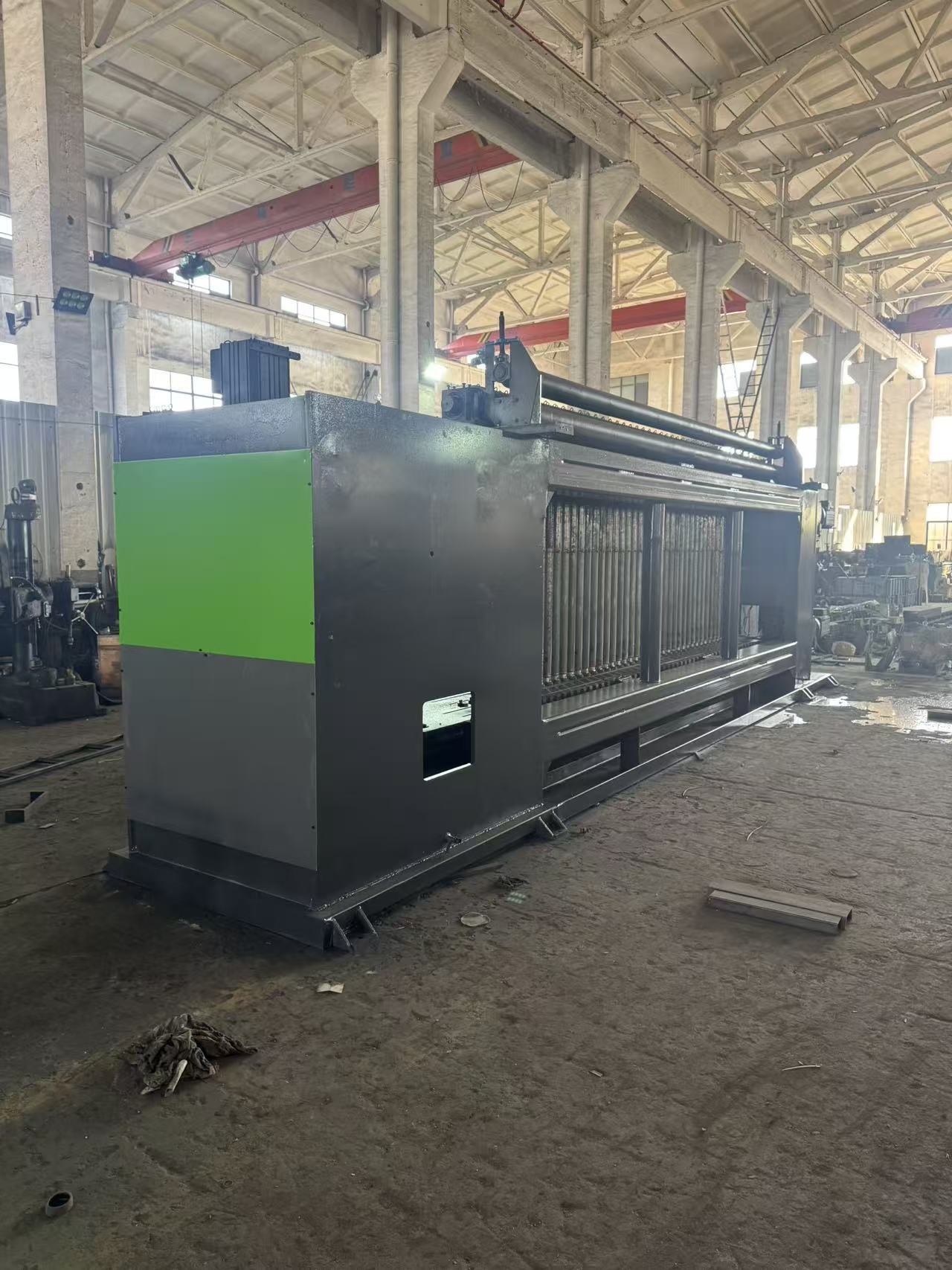 Jüngste Firmenblogs über Erfolgreiche Debugging vor Ort der neuesten Servo-CNC-Gabionmaschine