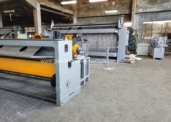kaufen Effiziente Produktion von Matratzen Gabion Mesh Maschine 1,6 mm-4,0 mm Draht Durchmesser Online-Herstellung