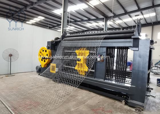 kaufen 2m spinnende Breite Gabions-Maschine nach Maß zu 66x80mm 2.0mm Stahldraht Online-Herstellung